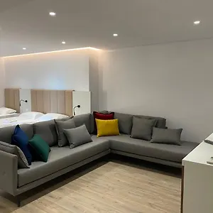 Eval 4* Sarandë